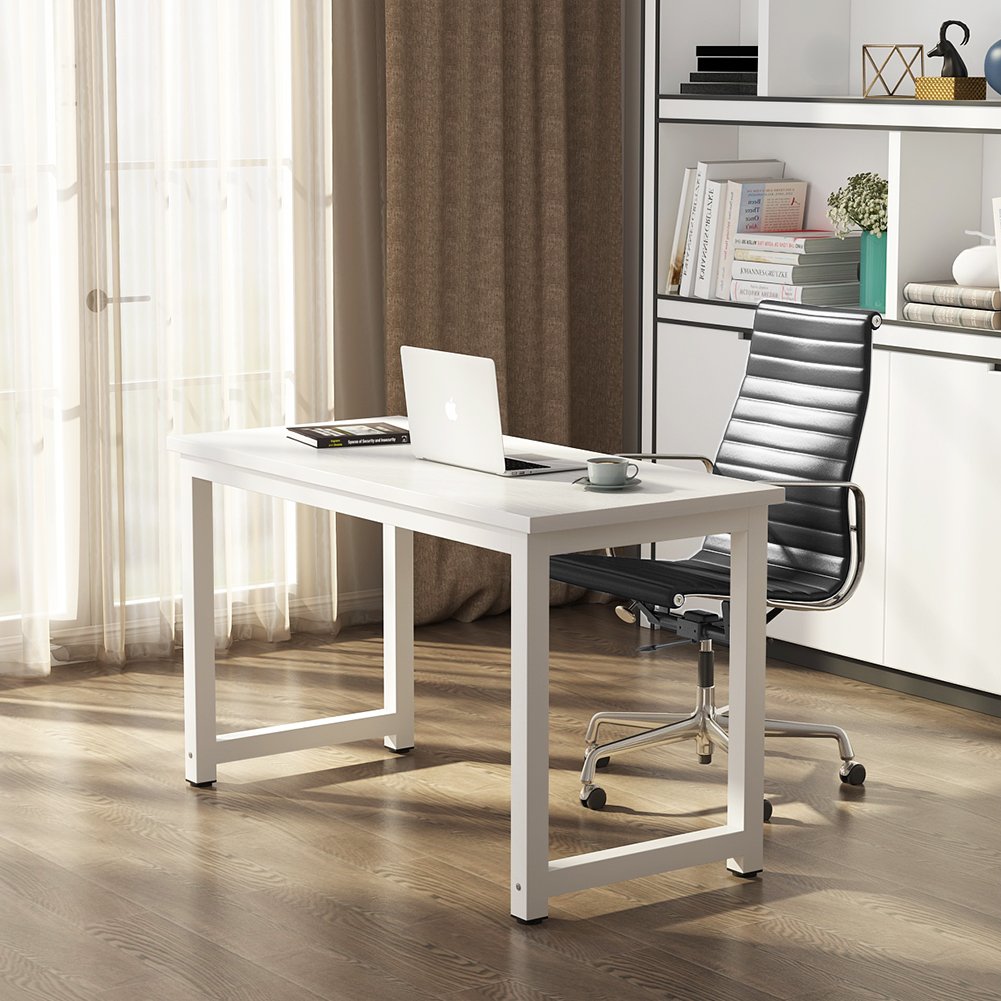 White 47 inch Computer Desk Y567017