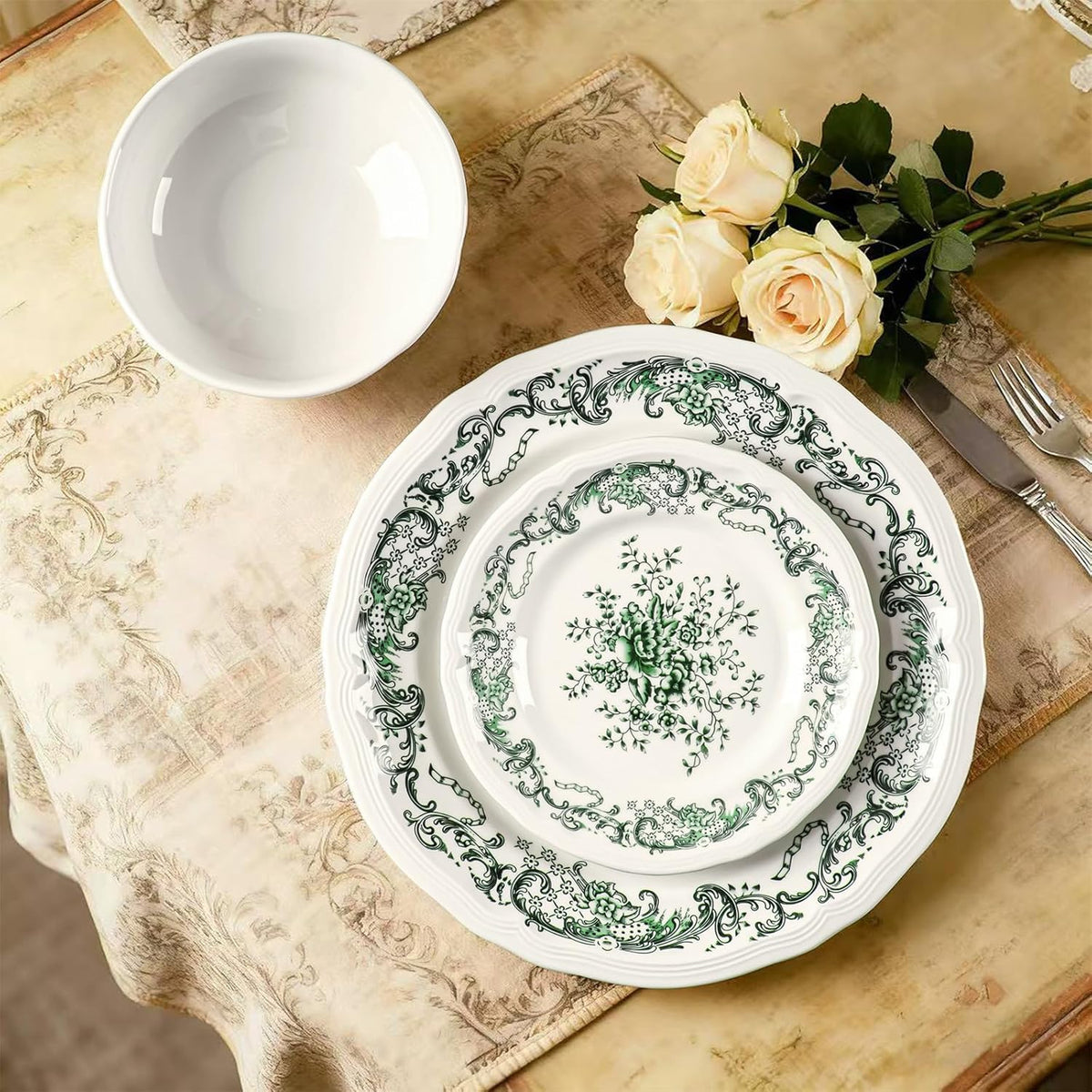 12-Piece Scalloped Edge Ceramic Dinnerware Set P7951
